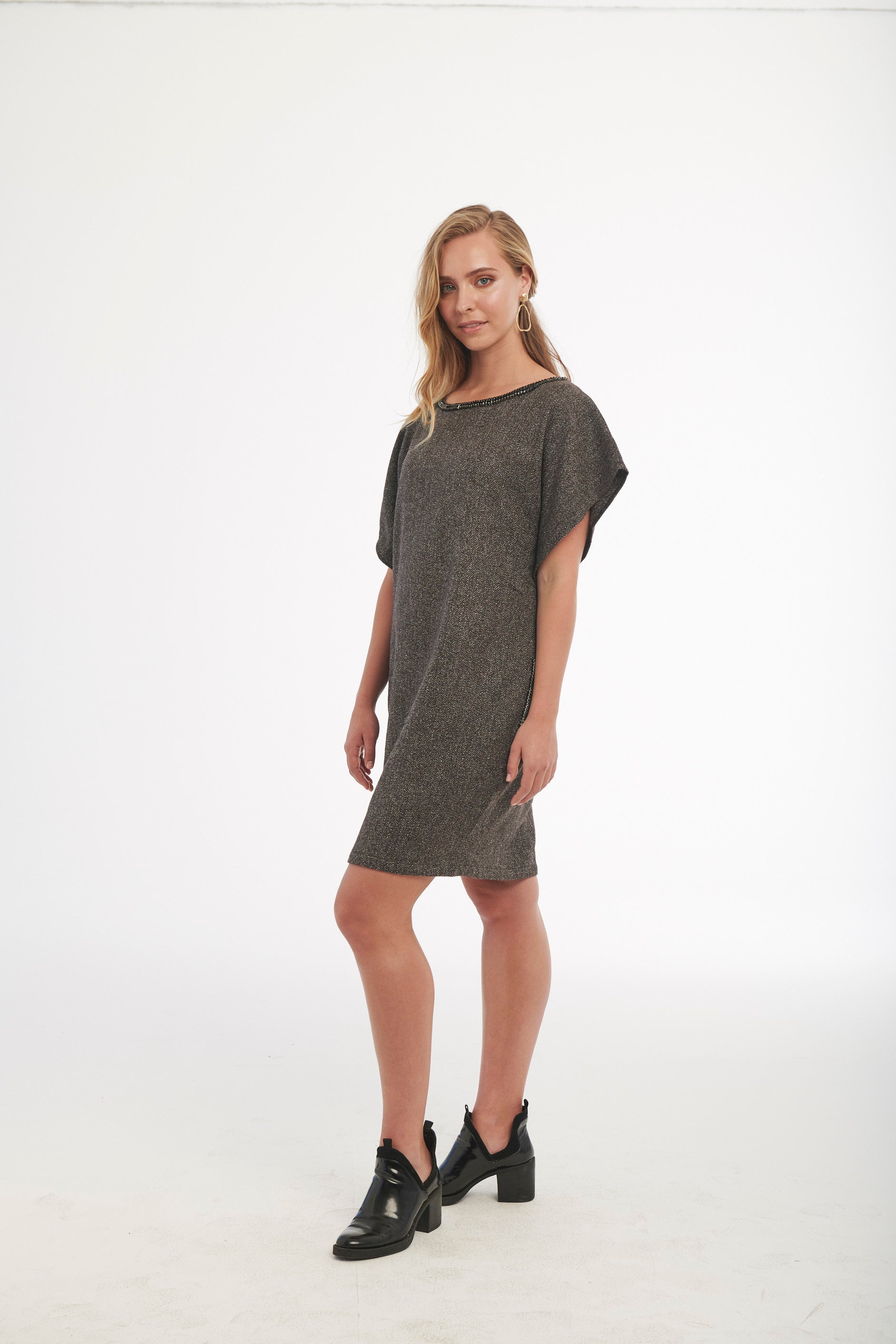 ARMERIA Shift Dress