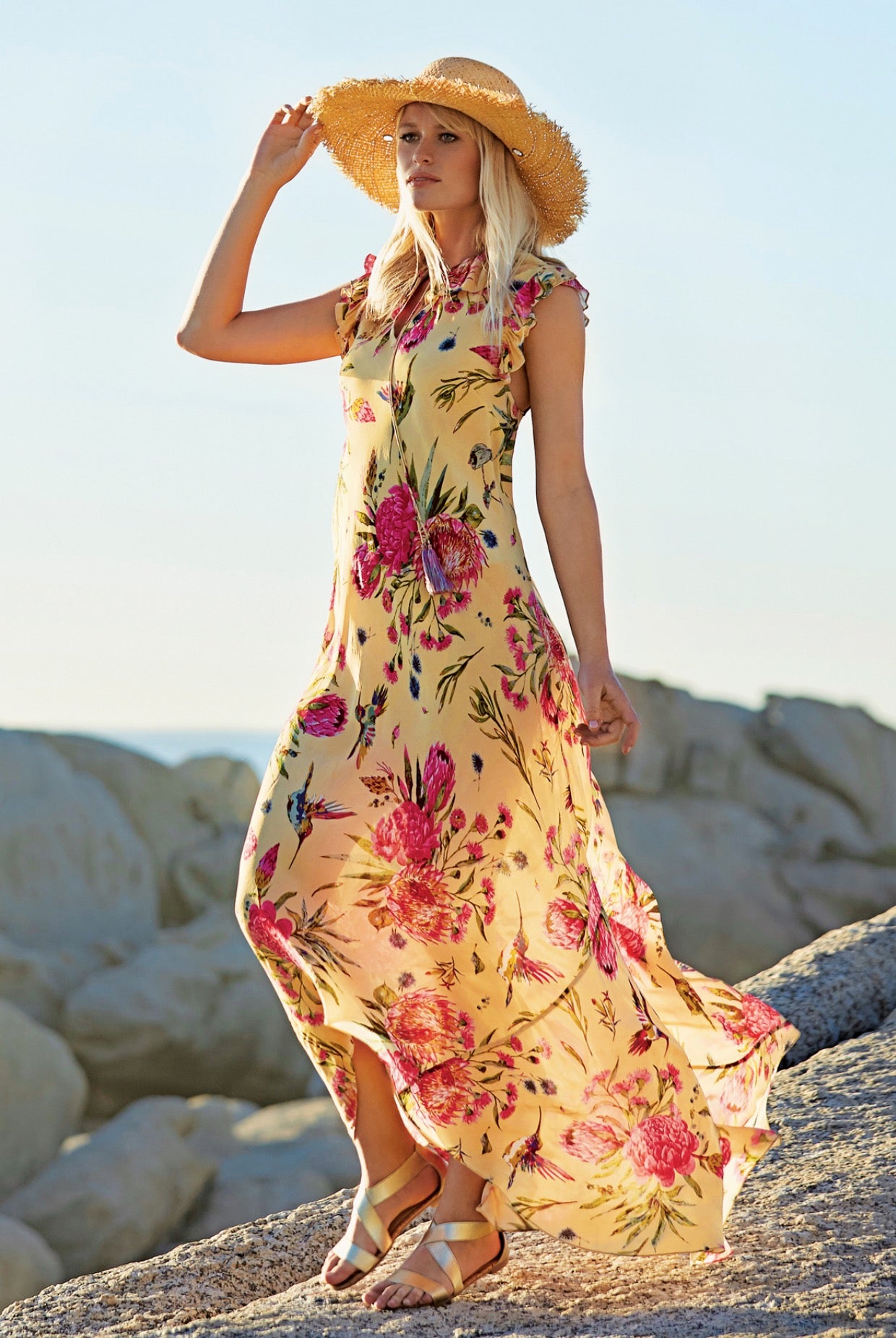 ALPESTRIS Floral Maxi Dress